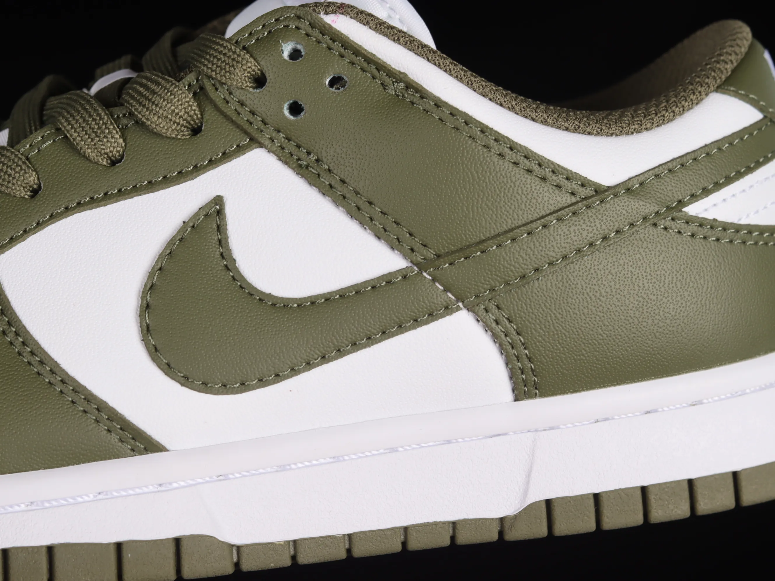 All categories Nk SB Dunk series Nk SB Dunk Low low-top sneakers F version Nk Dunk Low olive green SB smashed backboard fashion casual sneakers DD1503-120